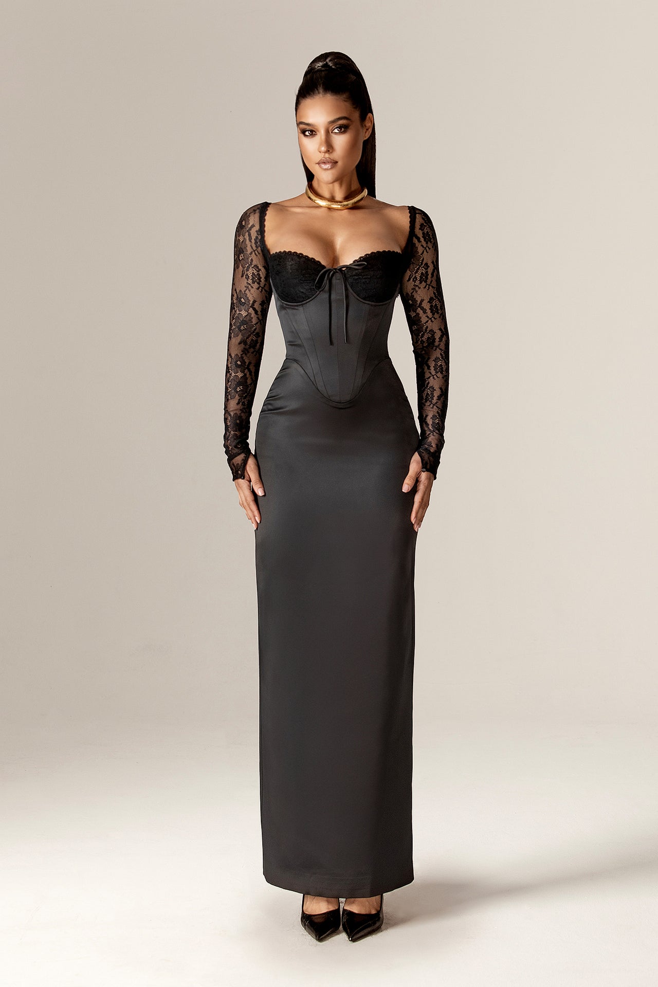 Dionne Sweetheart Corset Lace-Up Maxi Dress (Black)