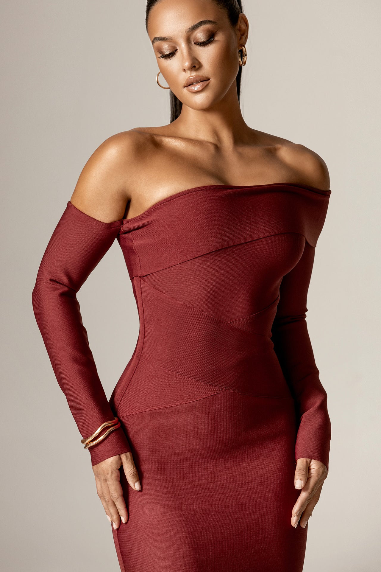 Shiva Off-Shoulder Bandage Midi Dress (Fire Brick)